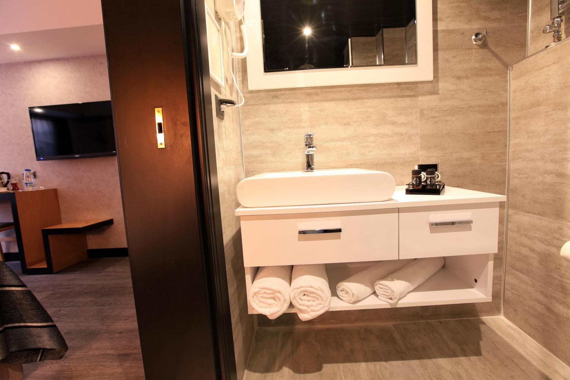 The Black Hotel Эскишехир Номер фото