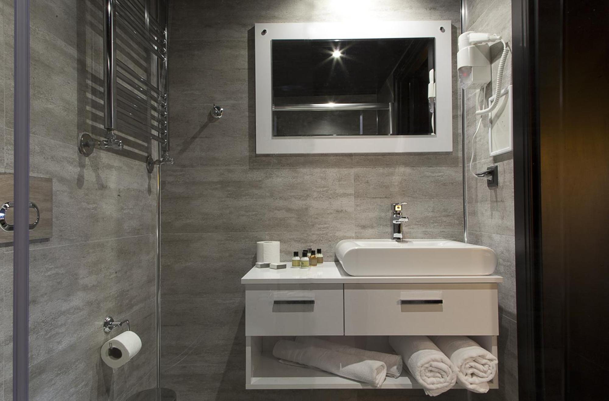 The Black Hotel Эскишехир Номер фото