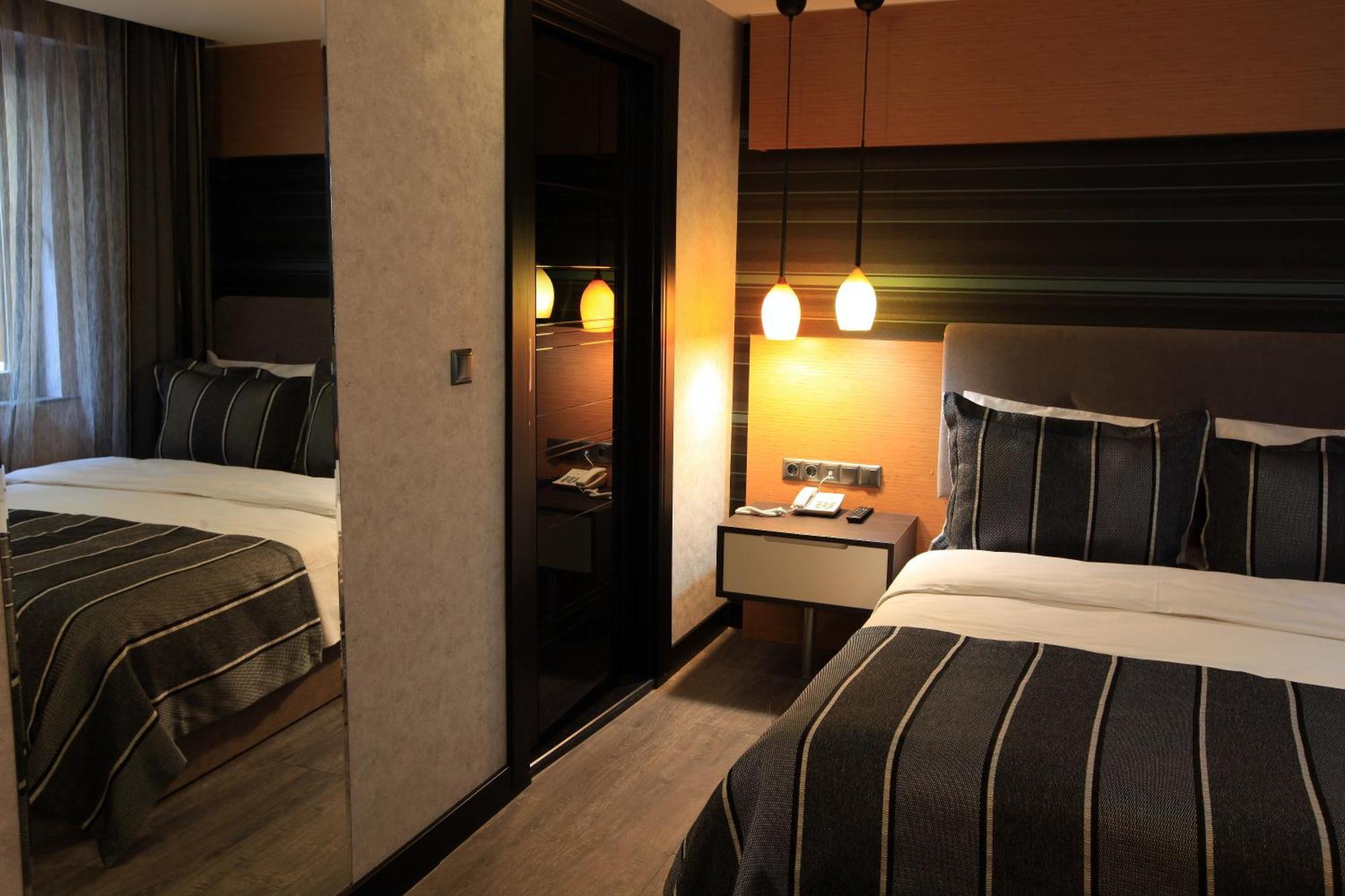 The Black Hotel Эскишехир Номер фото