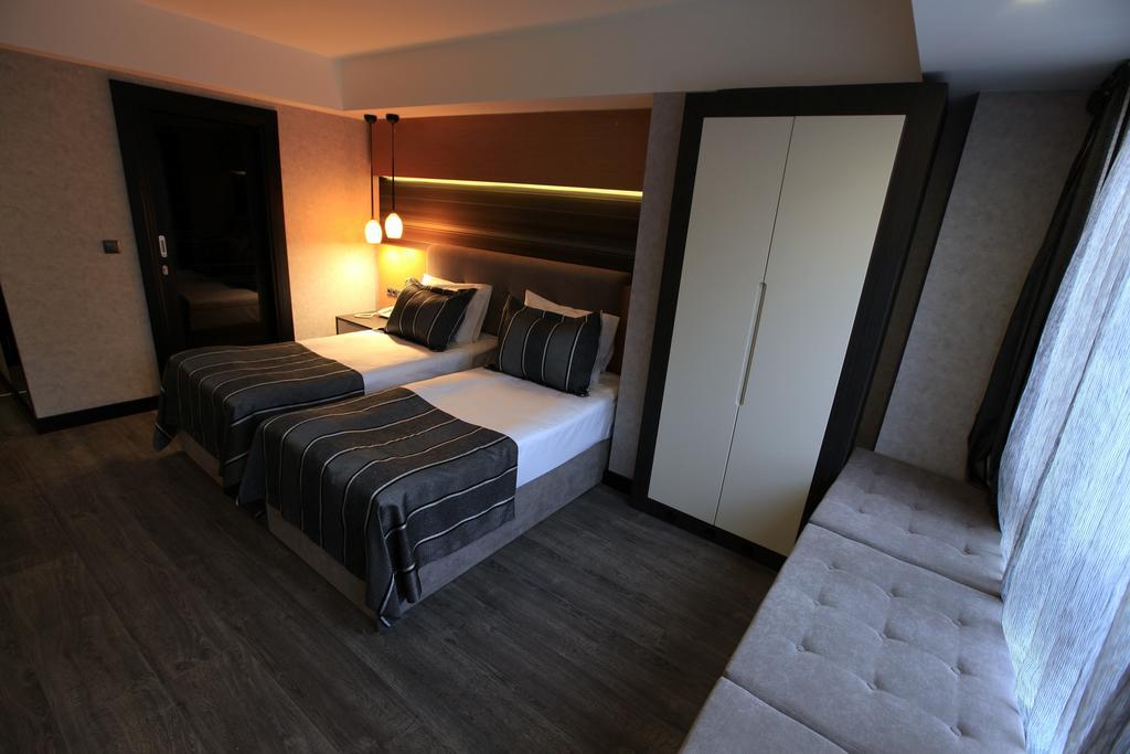 The Black Hotel Эскишехир Номер фото