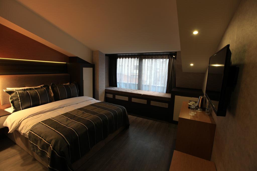 The Black Hotel Эскишехир Экстерьер фото