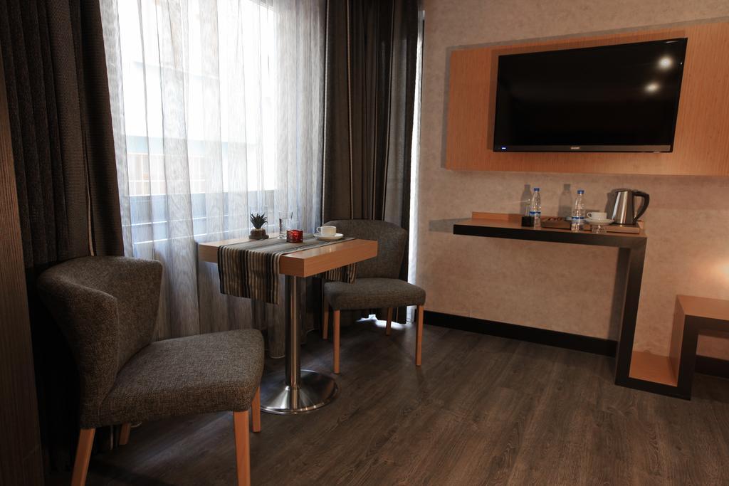 The Black Hotel Эскишехир Экстерьер фото