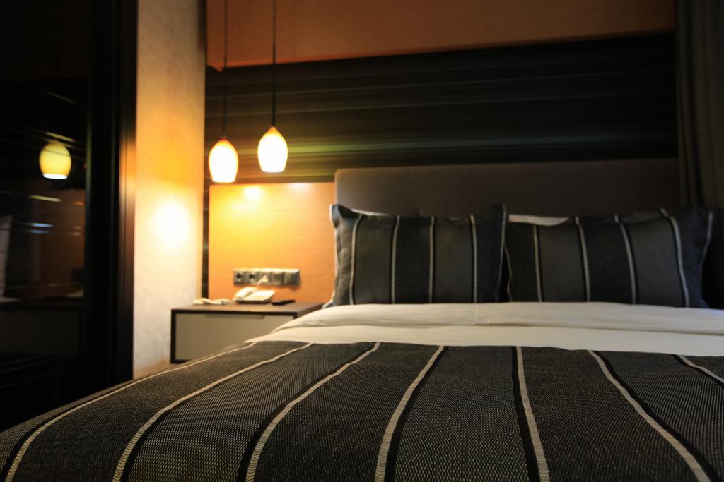 The Black Hotel Эскишехир Экстерьер фото