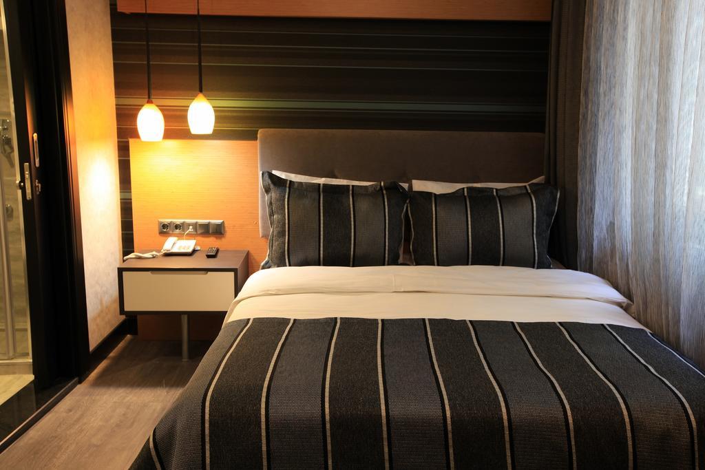 The Black Hotel Эскишехир Экстерьер фото
